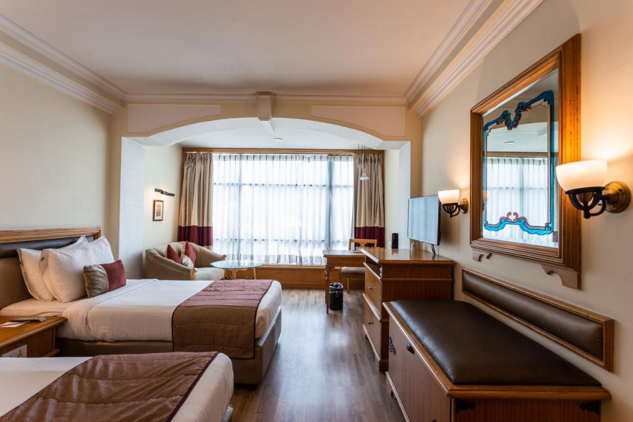 The Maya Hotel Dzsálandhár Kültér fotó