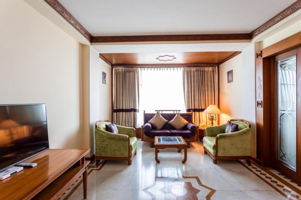 The Maya Hotel Dzsálandhár Kültér fotó